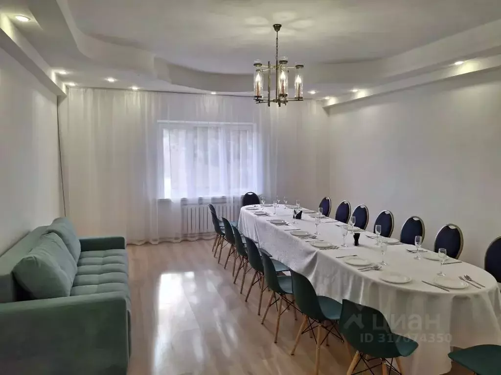 Дом в Свердловская область, Екатеринбург ул. Ташкентская, 28 (360 м) - Фото 1