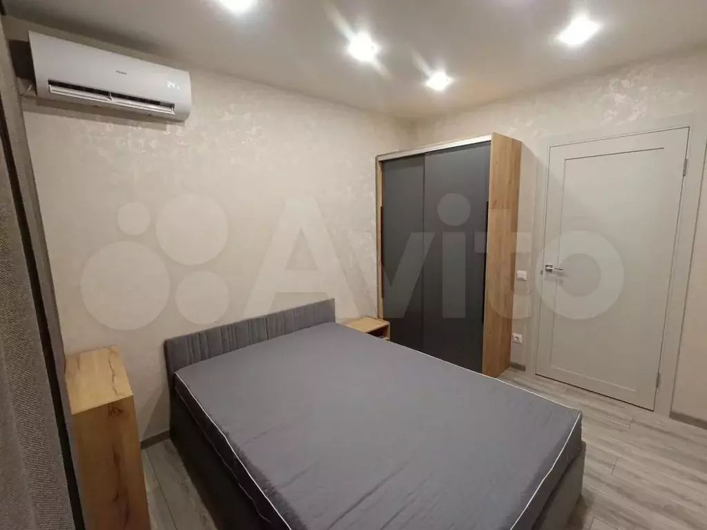Комната 24 м в 2-к., 1/12 эт. - Фото 1