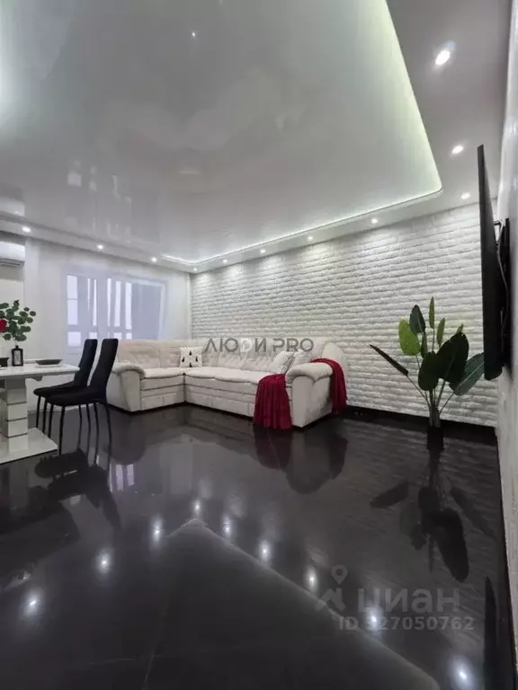 1-к кв. Кировская область, Киров ул. Ленина, 190к5 (40.0 м) - Фото 1