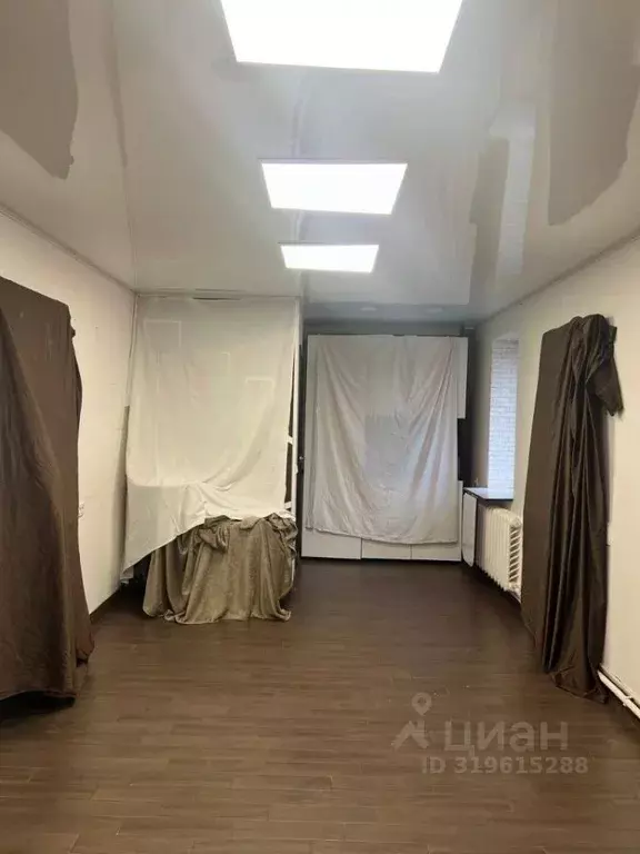 Офис в Оренбургская область, Красногвардейский район, Плешановский ... - Фото 0