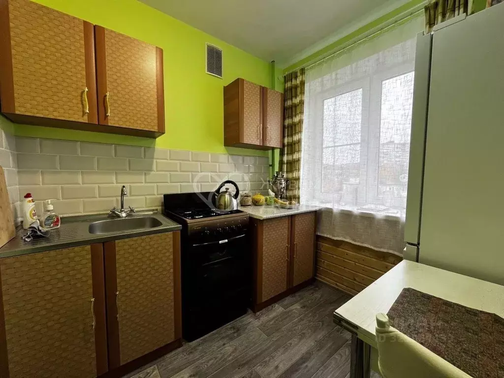 1-к кв. Волгоградская область, Волгоград ул. Кирова, 132Б (33.5 м) - Фото 1