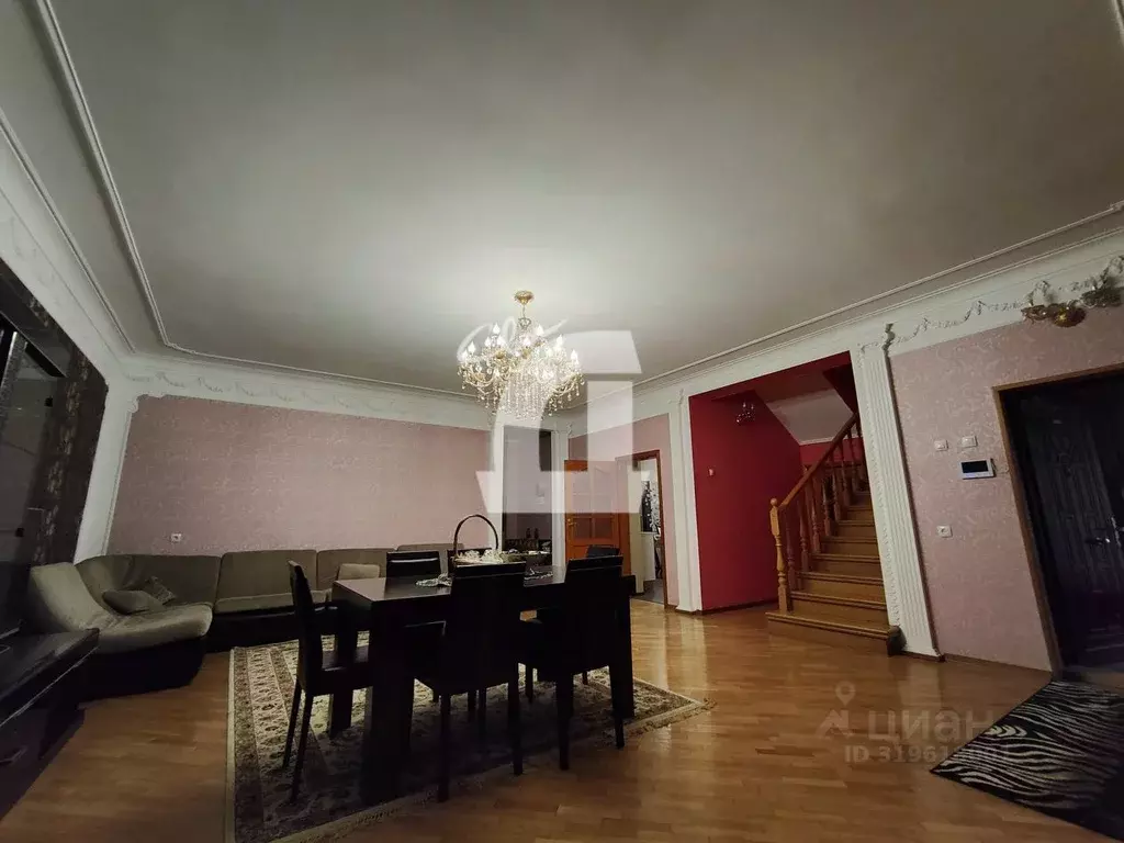 Дом в Краснодарский край, Краснодар Узбекская ул., 19 (296 м) - Фото 1