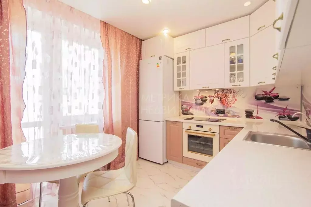 1-к кв. Тюменская область, Тюмень ул. Павла Шарова, 1к1 (40.8 м) - Фото 1