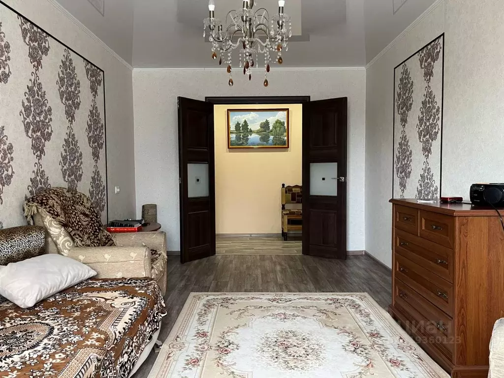 3-к кв. Самарская область, Тольятти ул. Куйбышева, 44 (66.0 м) - Фото 1