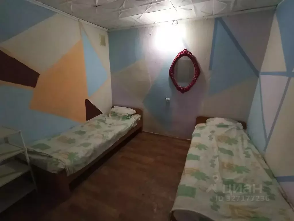 Комната Крым, Алушта муниципальный округ, с. Солнечногорское ул. ... - Фото 1