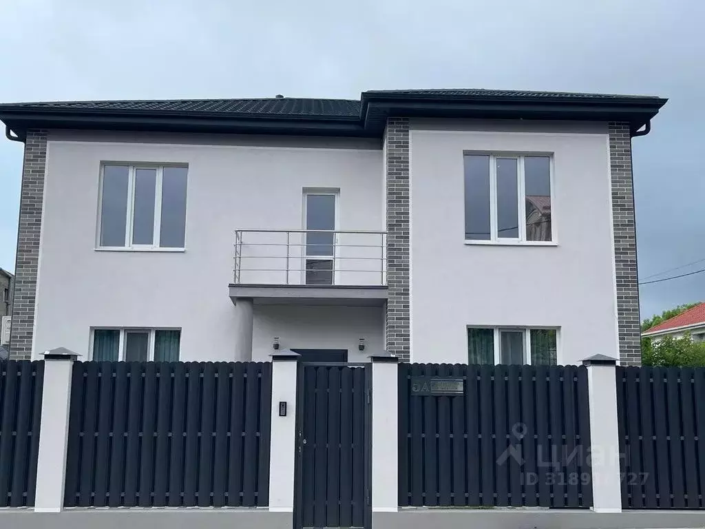 Дом в Краснодарский край, Геленджик городской округ, с. Кабардинка ул. ... - Фото 1