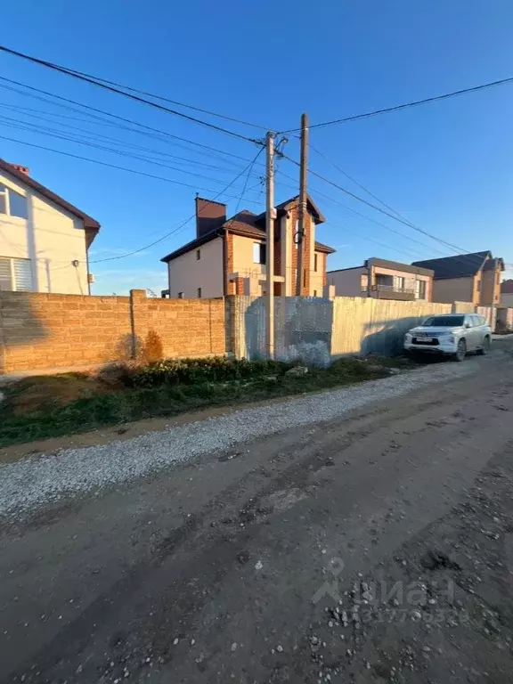 Участок в Крым, Сакский район, с. Уютное ул. Надежды, 40 (10.0 сот.) - Фото 1