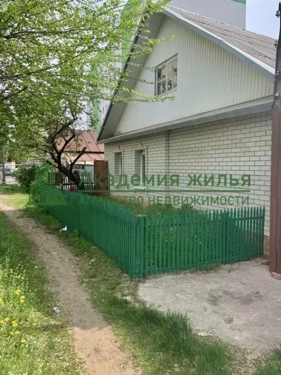 Дом в Саратовская область, Энгельс Золотовская ул., 37 (90 м) - Фото 0
