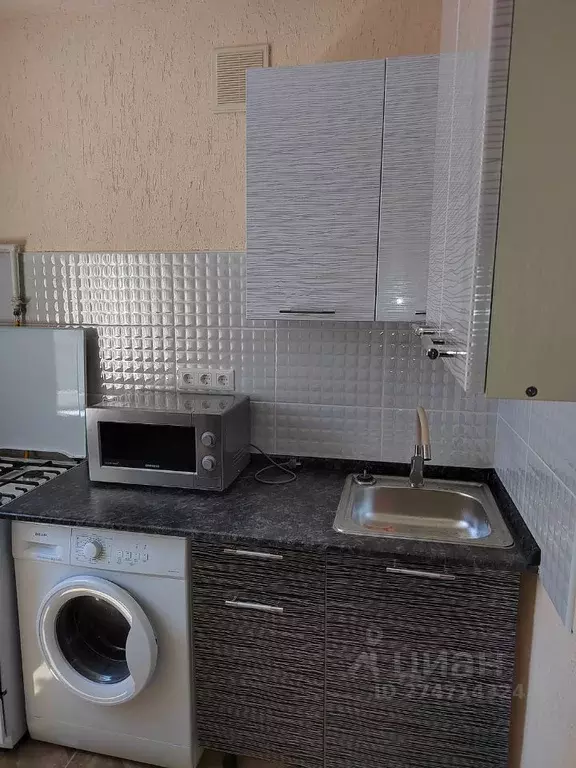 2-к кв. Севастополь просп. Победы, 20 (45.0 м) - Фото 1