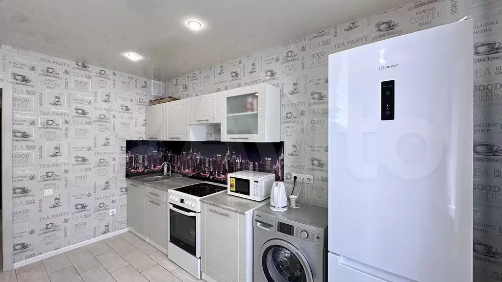 1-к. квартира, 40 м, 2/14 эт. - Фото 0