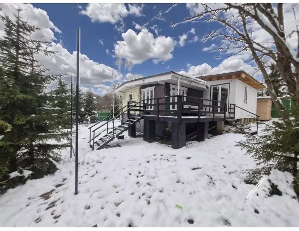 Дом в Московская область, Клин городской округ, д. Ногово 52 (42 м) - Фото 1