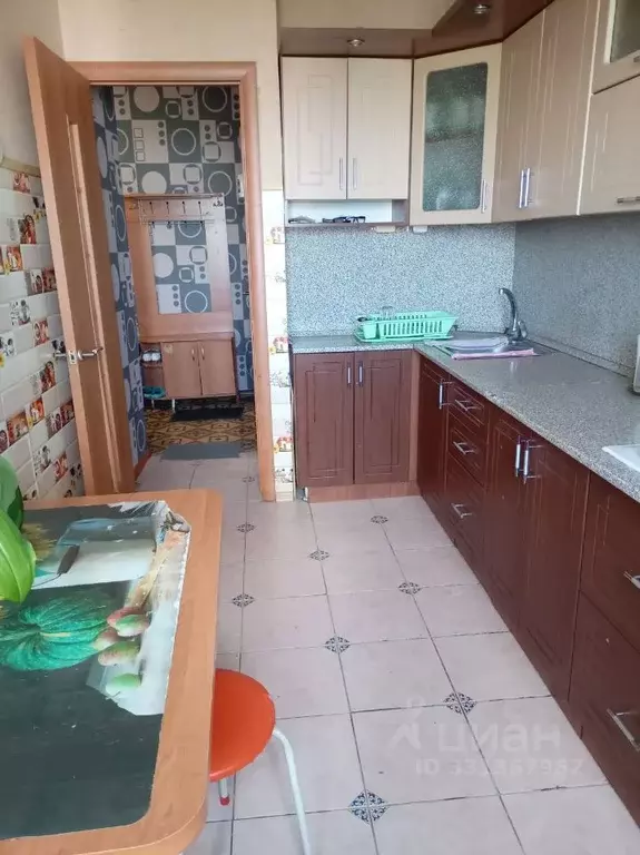 3-к кв. Саратовская область, Саратов Томская ул., 18 (64.0 м) - Фото 1