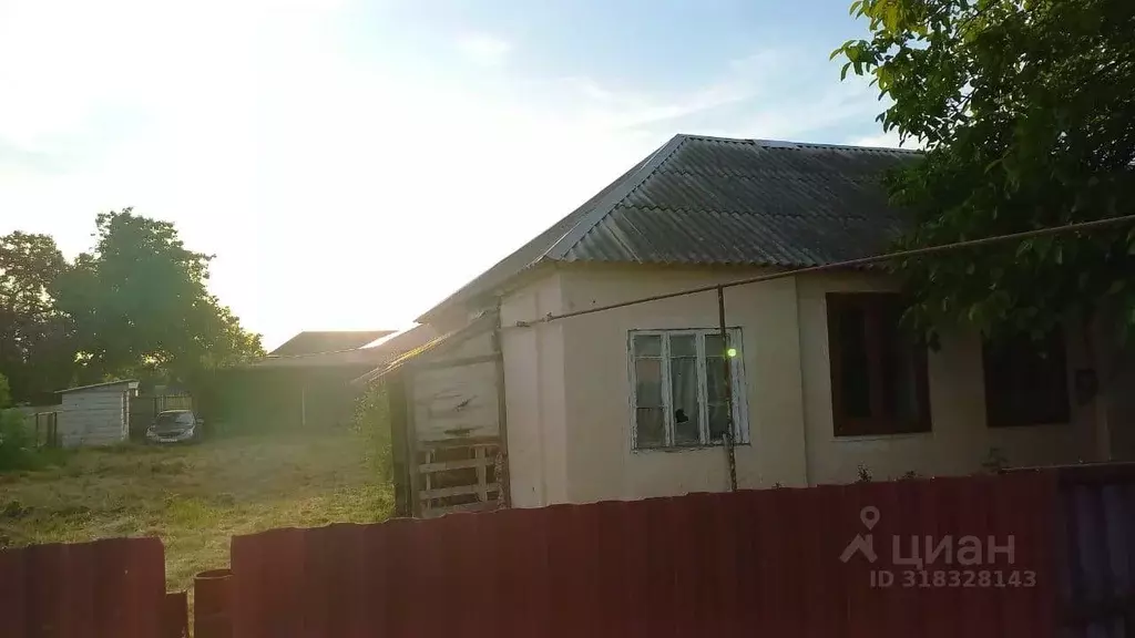 Дом в Чеченская республика, Наурский район, Алпатовское с/пос, с. ... - Фото 2