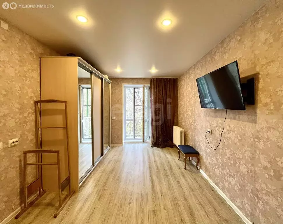 1-комнатная квартира: Пермь, улица Куйбышева, 93 (36.1 м) - Фото 2