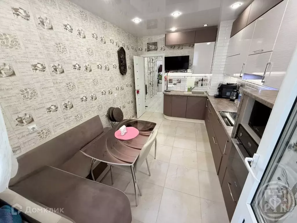 Продаётся 2-к квартира, 55.7 м - Фото 1