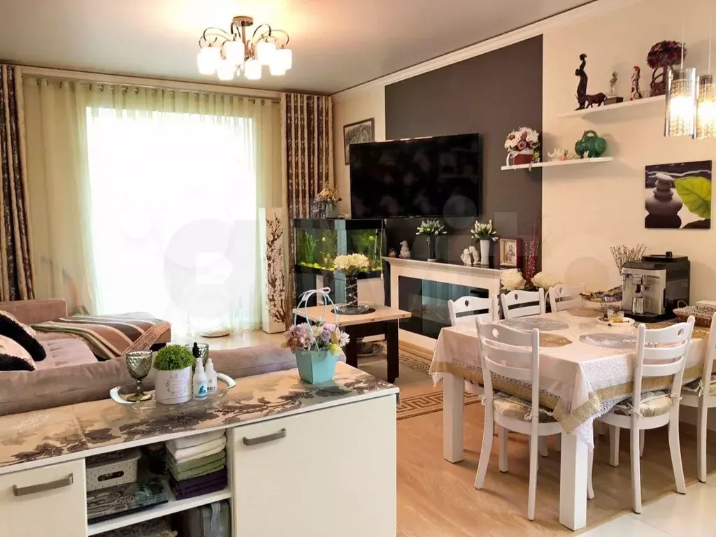 3-к. квартира, 90 м, 4/5 эт. - Фото 1