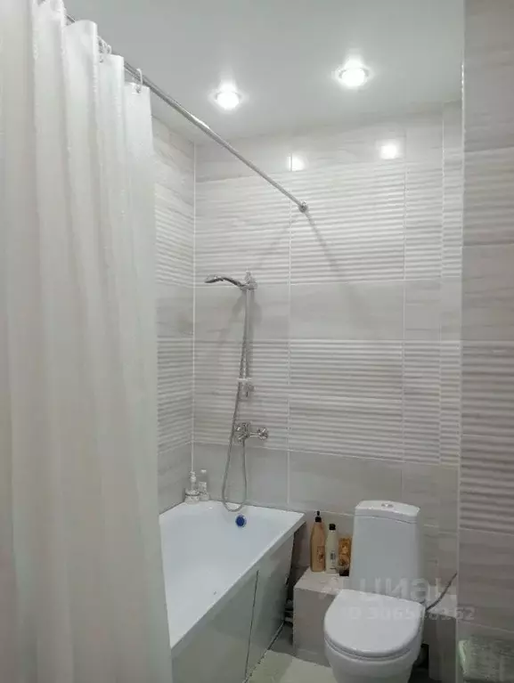 Студия Курская область, Курск просп. Вячеслава Клыкова, 9В (29.0 м) - Фото 1
