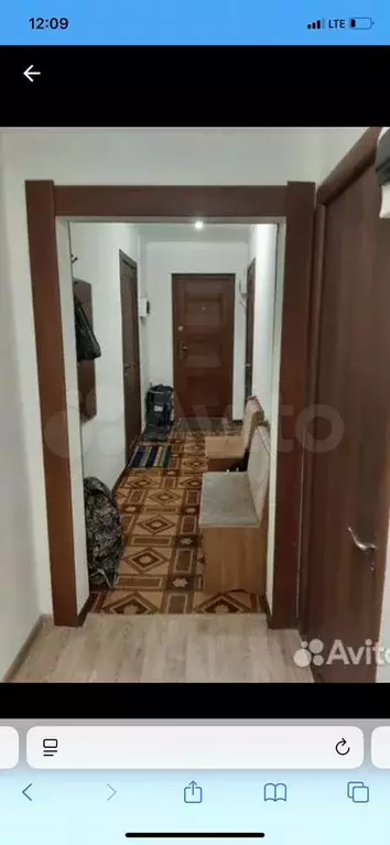 Комната 15 м в 3-к., 4/4 эт. - Фото 0