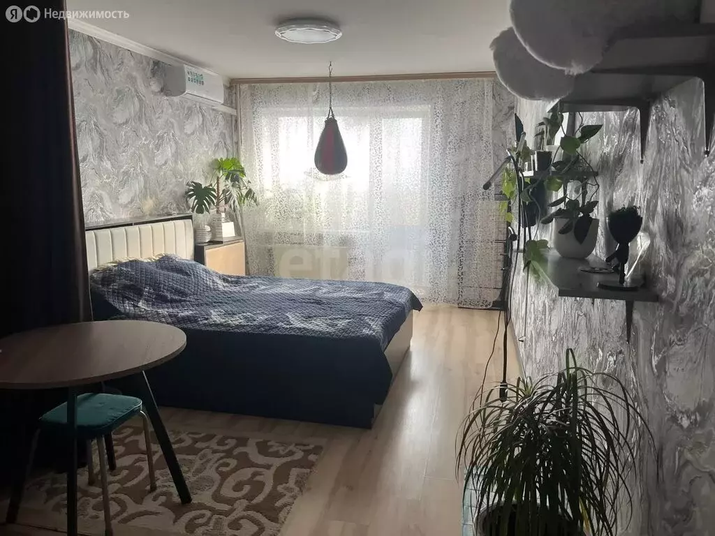 Квартира-студия: Ижевск, проспект Конструктора М.Т. Калашникова, 8 ... - Фото 1