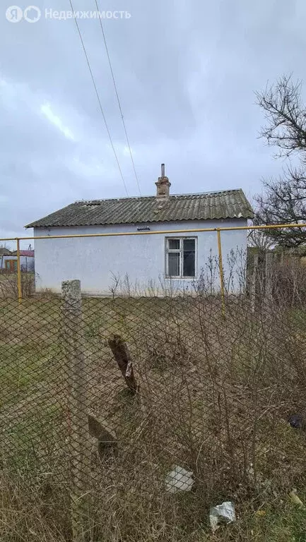 дом в сакский район, вересаевское сельское поселение, село глинка, . - Фото 1