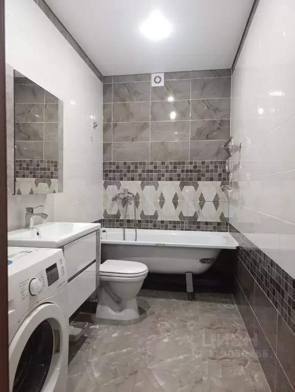 1-к кв. Хакасия, Абакан ул. Кирова, 185к2 (45.0 м) - Фото 0