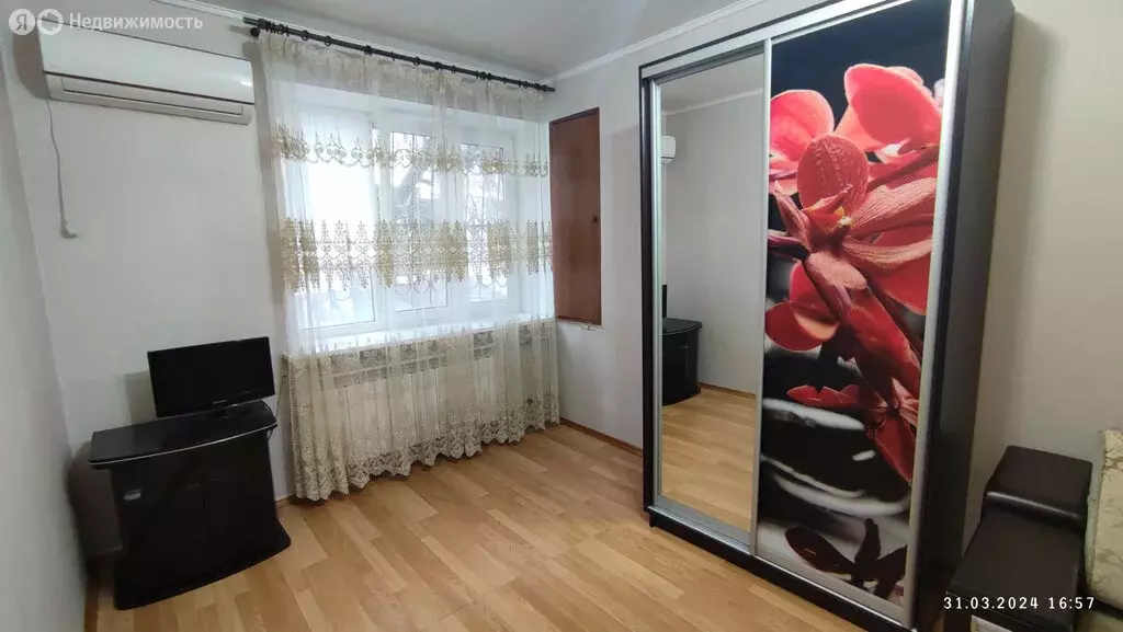 1-комнатная квартира: Ростов-на-Дону, микрорайон Северный, улица ... - Фото 1