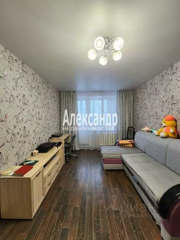 2-к кв. Ленинградская область, Кириши ул. Нефтехимиков, 6 (46.4 м) - Фото 1