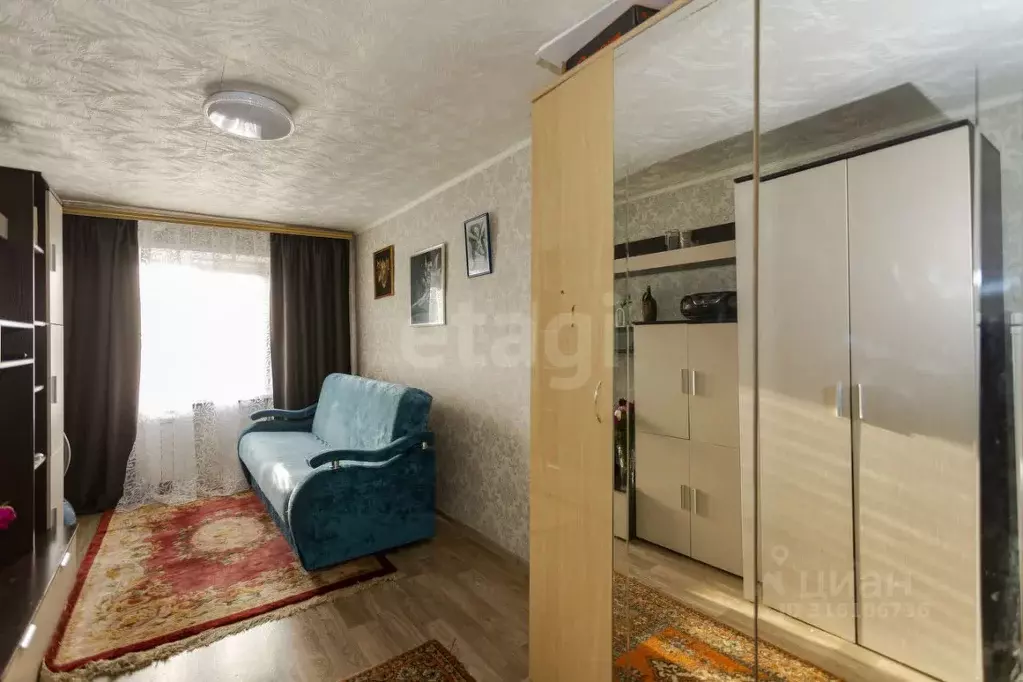 Комната Кемеровская область, Новокузнецк ул. Тореза, 43 (30.8 м) - Фото 1