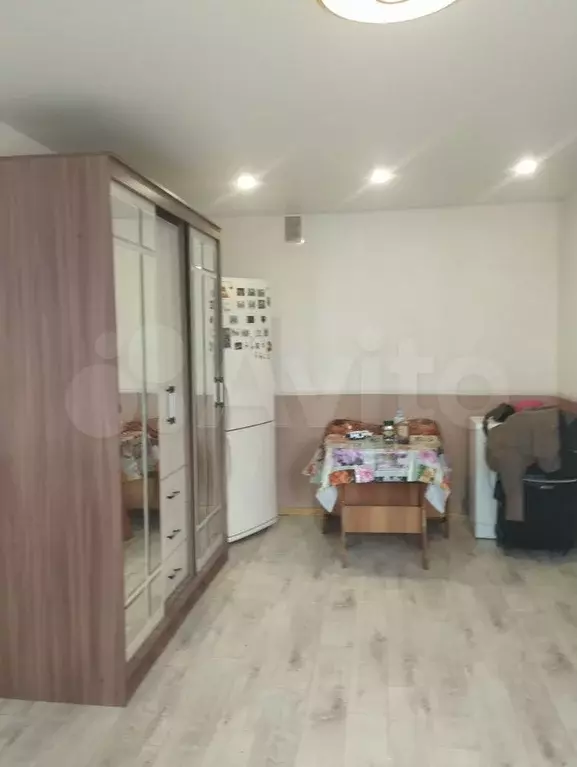 Комната 17,5 м в 8-к., 5/9 эт. - Фото 0