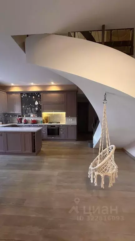 3-к кв. Тверская область, Тверь ул. Лидии Базановой, 20 (166.1 м) - Фото 1