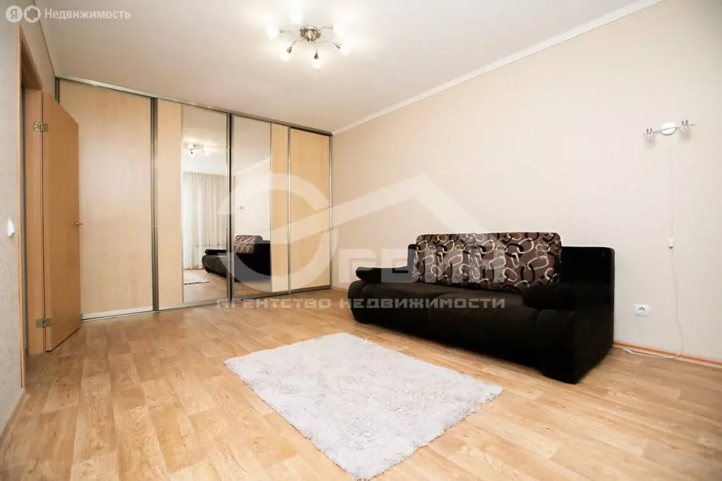 1-комнатная квартира: Калининград, улица Левитана, 57к1 (36 м) - Фото 1