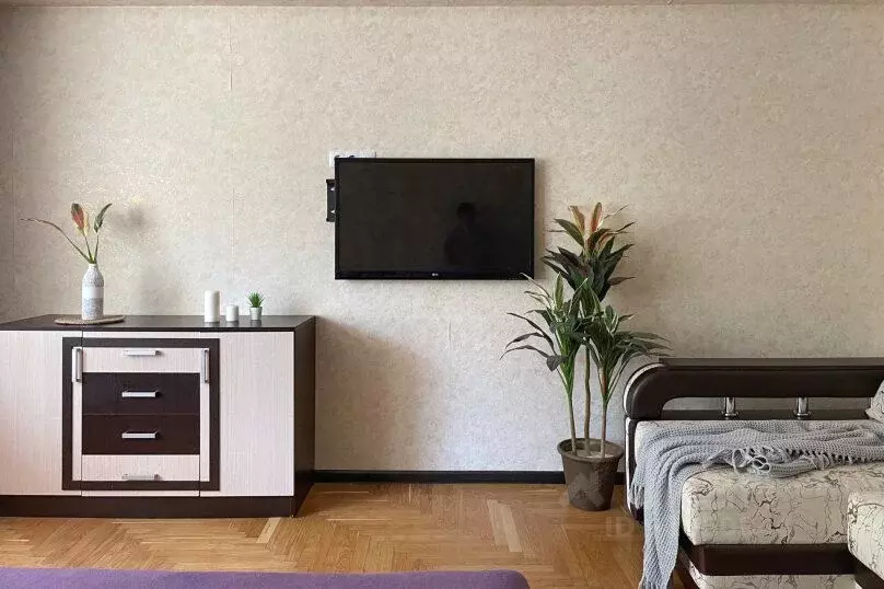 2-к кв. Ставропольский край, Кисловодск Широкая ул., 32 (55.0 м) - Фото 1