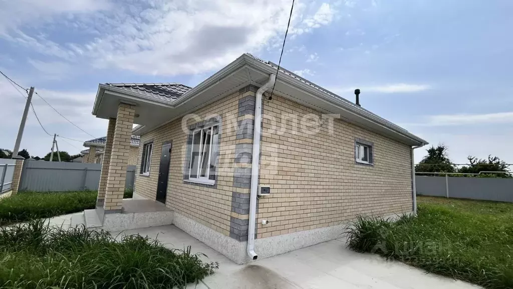 Дом в Краснодарский край, Динской район, с. Красносельское, Молодежный ... - Фото 2