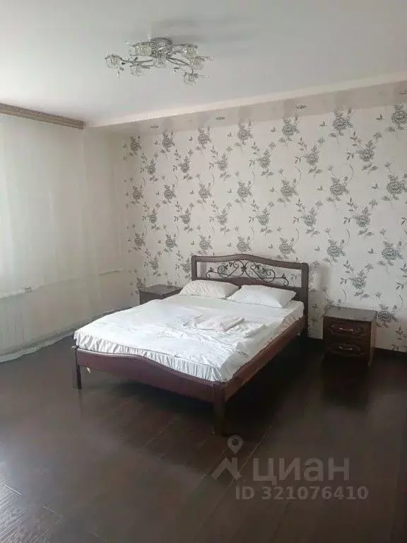 2-к кв. Тульская область, Тула Октябрьская ул., 80А (65.0 м) - Фото 0