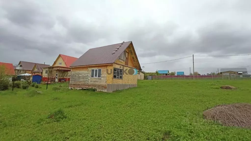 Дом в Башкортостан, Иглинский район, Уктеевский сельсовет, с. ... - Фото 0