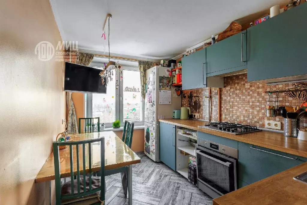 Продается 2-комнатная квартира - Фото 1