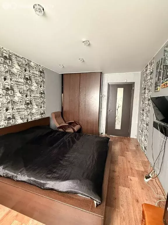 3-комнатная квартира: Братск, улица Воинов-Интернационалистов, 17 ... - Фото 1