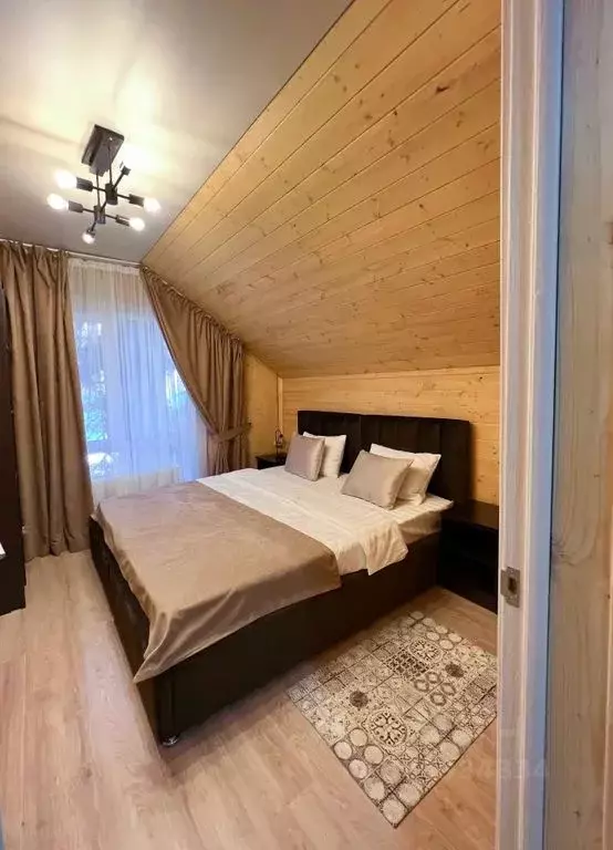 Комната Карачаево-Черкесия, Зеленчукский район, с. Архыз ул. ... - Фото 2