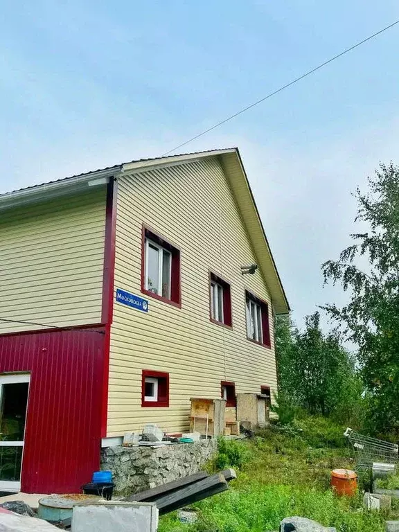 Дом в Свердловская область, Горноуральский муниципальный округ, пос. ... - Фото 1