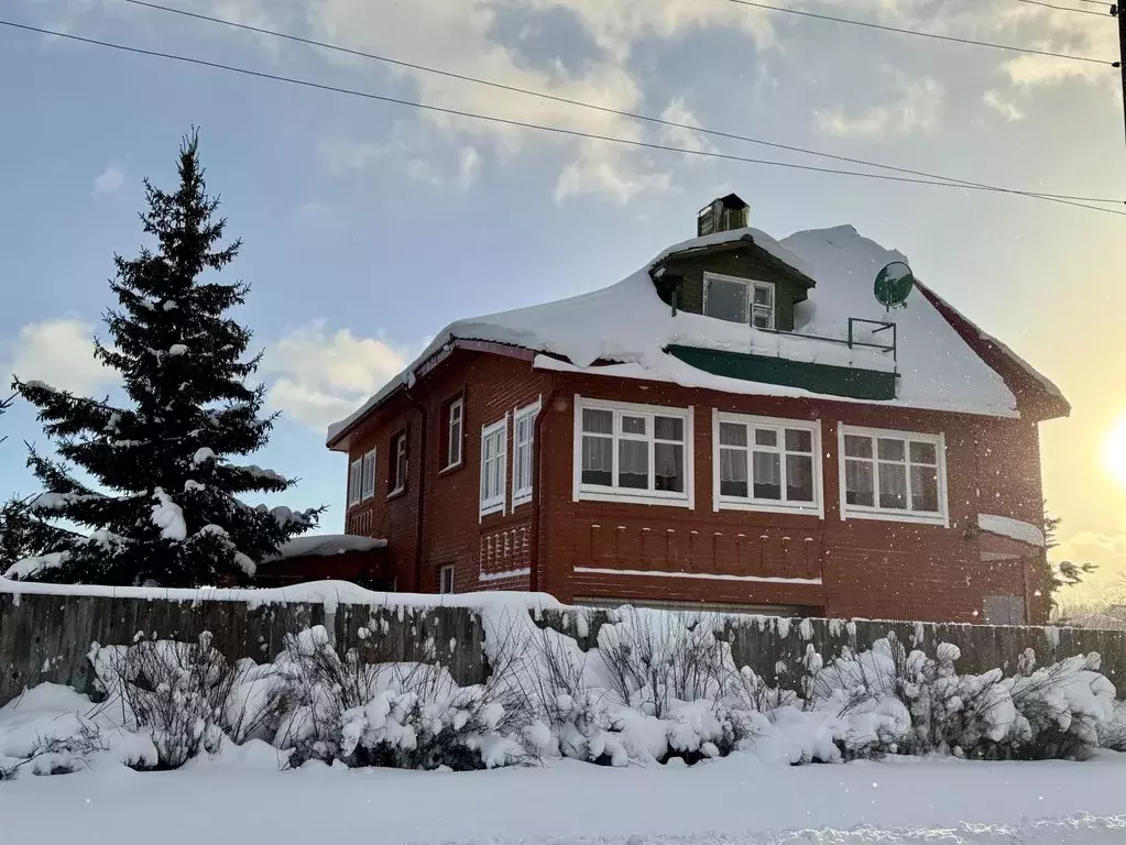 Дом в Кировская область, Слободской район, Шиховское с/пос, д. ... - Фото 1