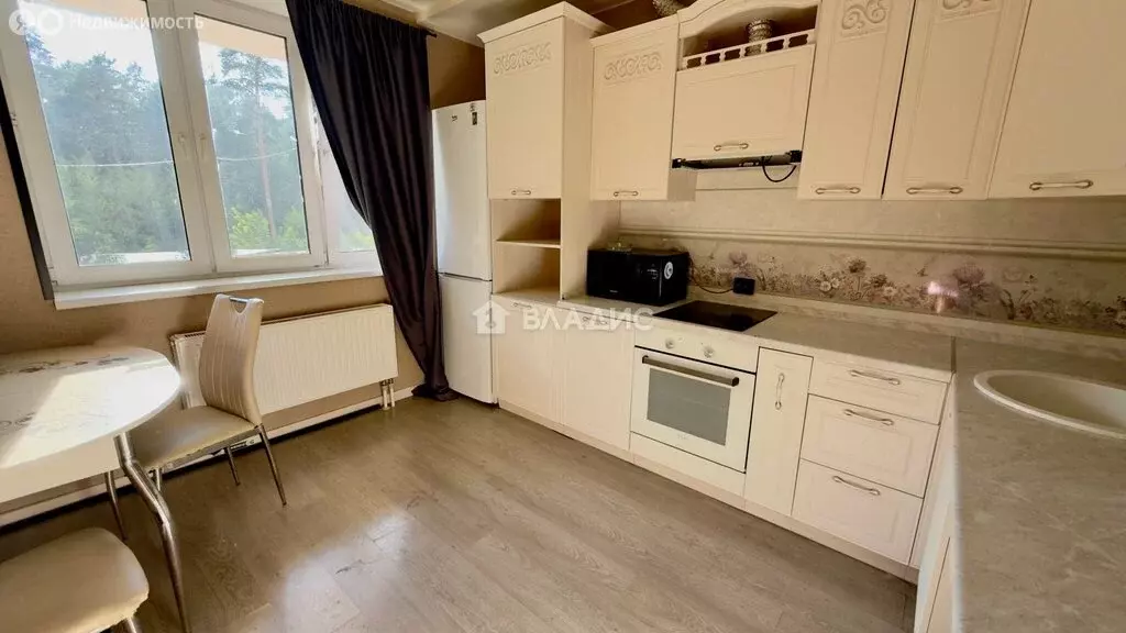 1-комнатная квартира: Раменское, Лучистая улица, 5 (39 м) - Фото 1