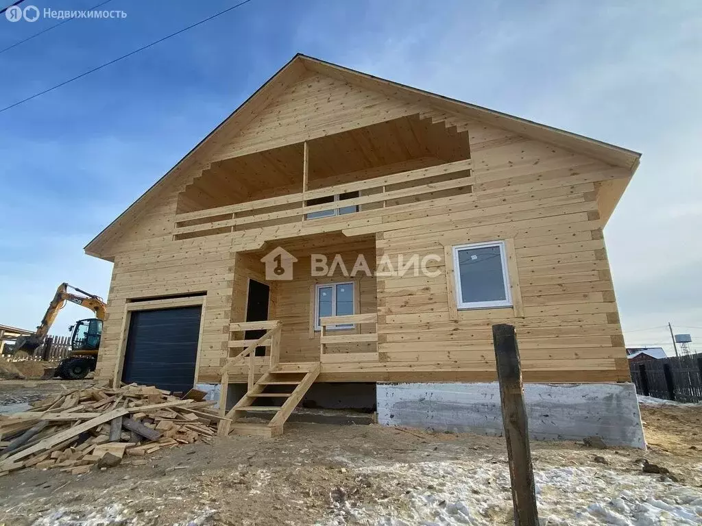 Дом в село Нижний Саянтуй, садовые участки Ромашка, 3-я улица, 78 (235 ... - Фото 1