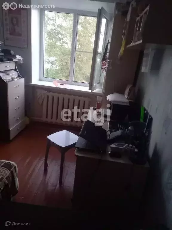 2-комнатная квартира: Вышний Волочёк, улица Коммунаров, 7 (41.6 м) - Фото 1