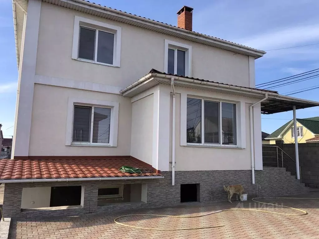 Дом в Севастополь ул. Изумрудная (263 м) - Фото 1