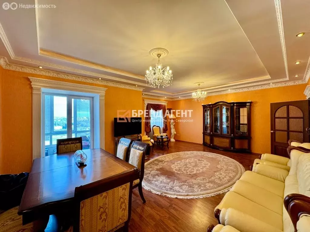 3-комнатная квартира: Белгород, Гостенская улица, 2А (133 м) - Фото 1