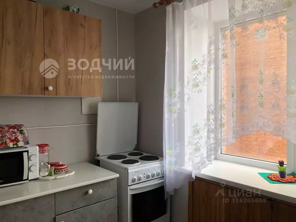 2-к кв. Чувашия, Чебоксары просп. Мира, 72 (41.3 м) - Фото 1