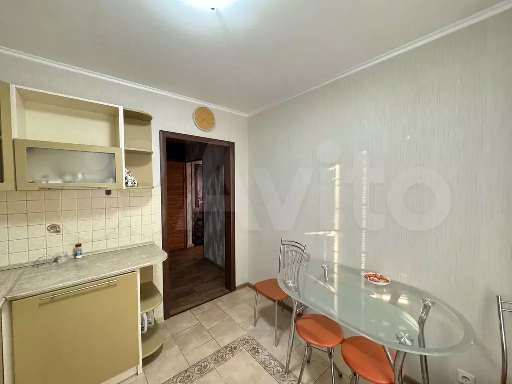 1-к. квартира, 40 м, 1/10 эт. - Фото 1