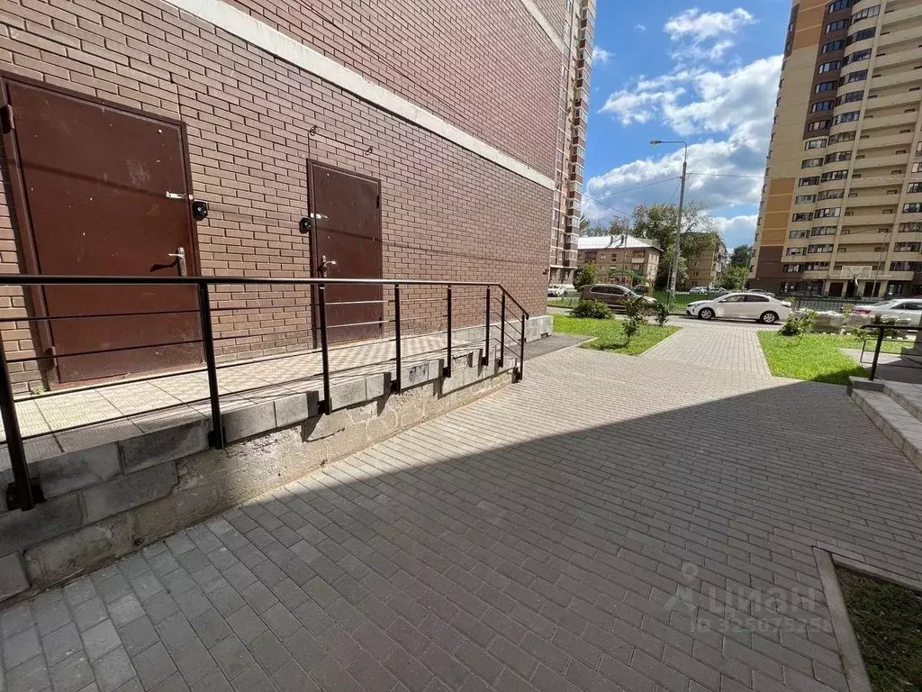 Помещение свободного назначения в Московская область, Лобня Кольцевая ... - Фото 1