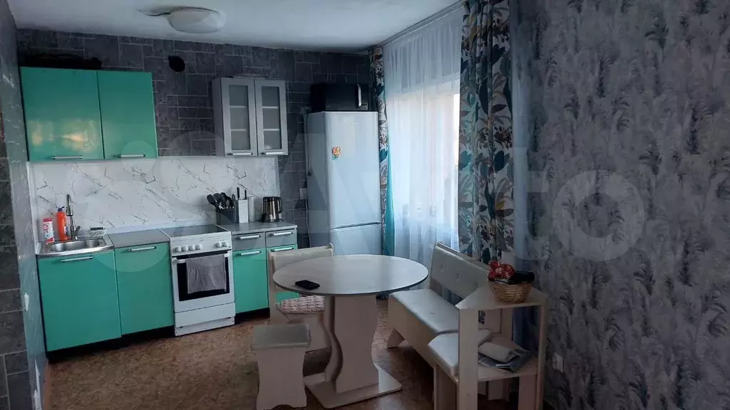 2-к. квартира, 58 м, 1/1 эт. - Фото 0
