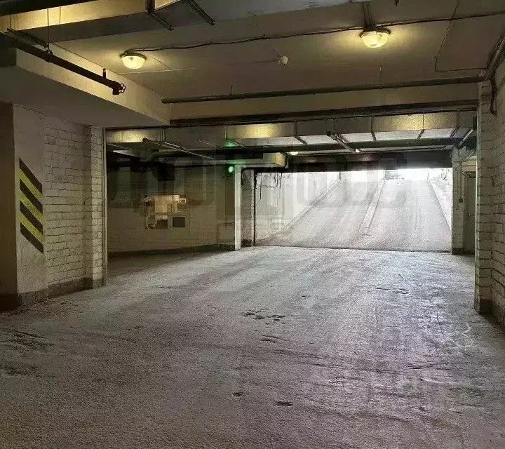 Гараж в Свердловская область, Екатеринбург ул. Академика Парина (14 м) - Фото 2